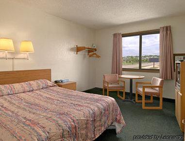 Super 8 By Wyndham Colorado Springs Peterson Space Force Cimarron Hills Cameră foto